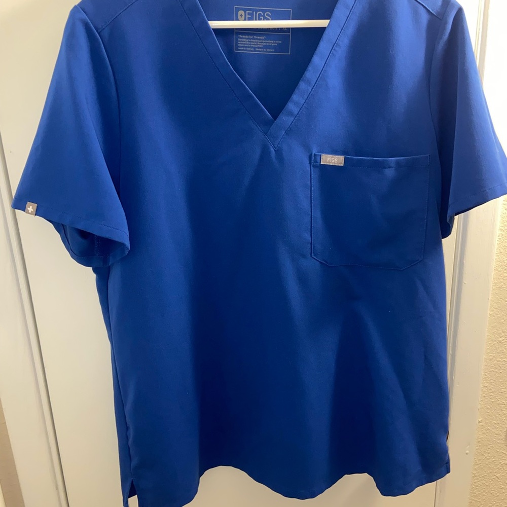 FIGS LIMITED EDITION  WINNING BLUE-CATARINA TOP XL and SKINNY YOLA PANTS LARGE